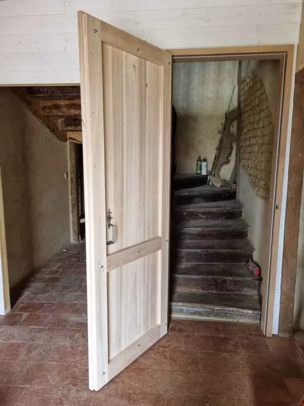 Installation de porte intérieure peuplier, L'Isle-en-Dodon, Menuiserie Agencement Delon