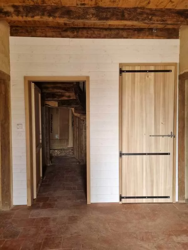 Installation de porte intérieure peuplier, L'Isle-en-Dodon, Menuiserie Agencement Delon