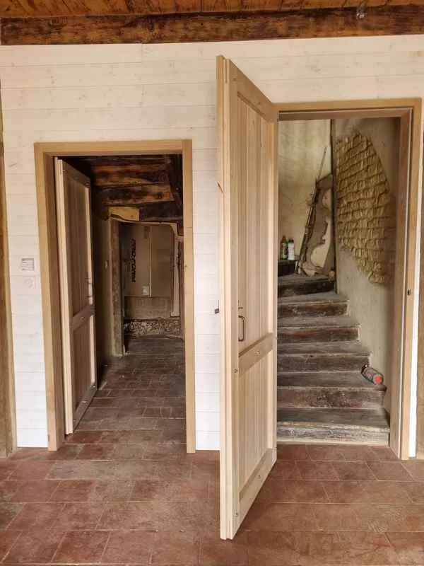 Installation de porte intérieure peuplier, L'Isle-en-Dodon, Menuiserie Agencement Delon