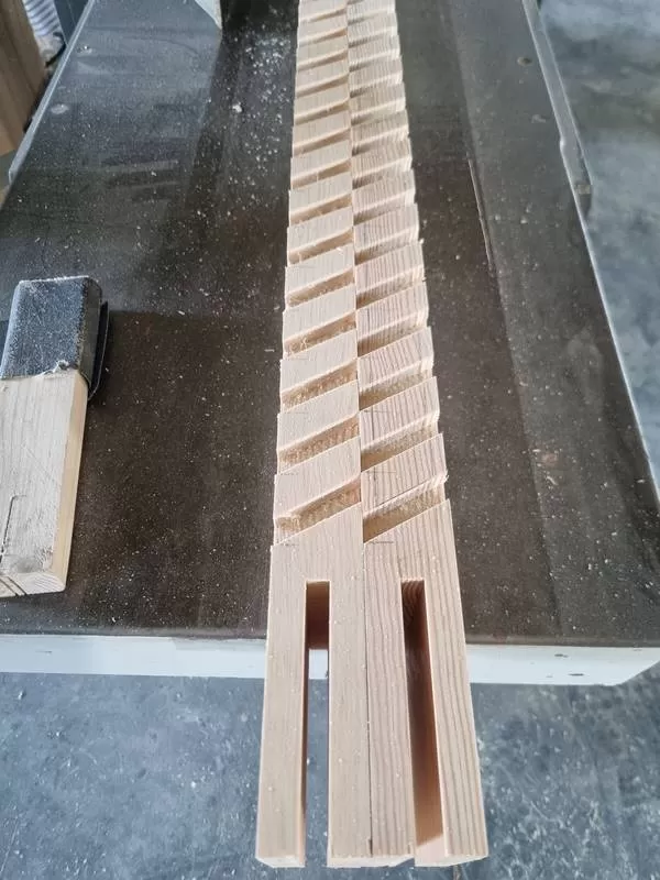 Installation de porte persienne, L'Isle-en-Dodon, Menuiserie Agencement Delon