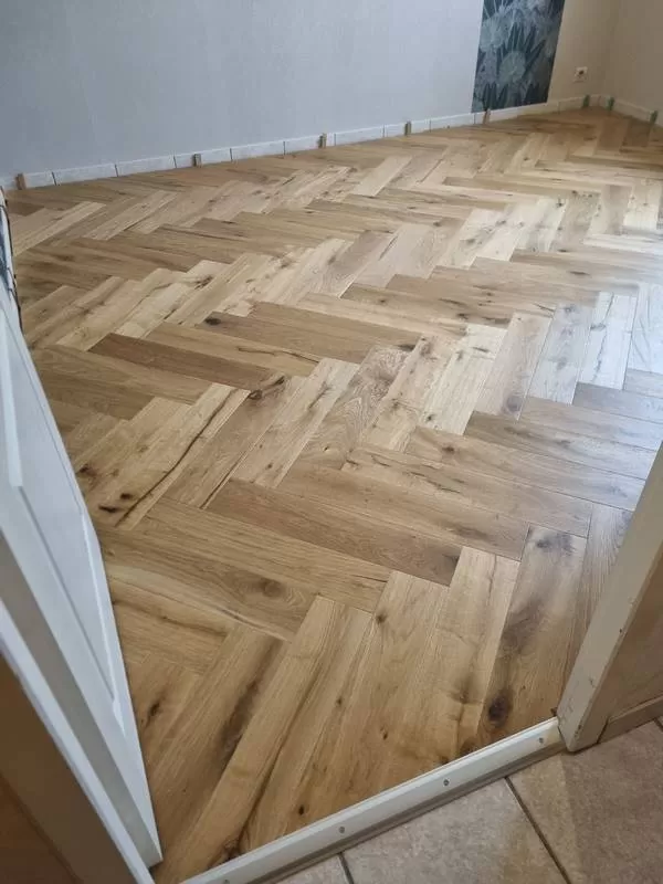 Pose parquet flottant, L'Isle-en-Dodon, Menuiserie Agencement Delon