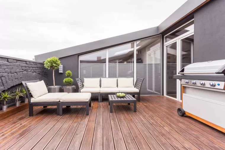 Pose de terrasse en bois, L'Isle-en-Dodon, Menuiserie Agencement Delon