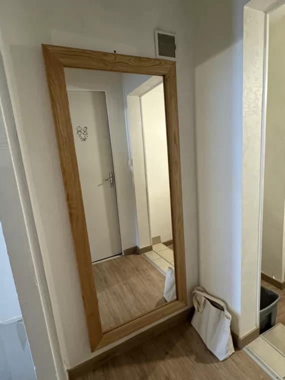 Fabrication miroir en châtaignier sur mesure à Lilhac et ses alentours , L'Isle-en-Dodon, Menuiserie Agencement Delon