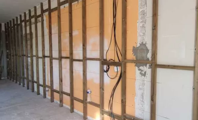 Pose de bardage intérieur, L'Isle-en-Dodon, Menuiserie Agencement Delon