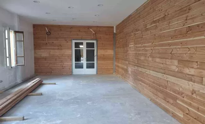Pose de bardage intérieur, L'Isle-en-Dodon, Menuiserie Agencement Delon