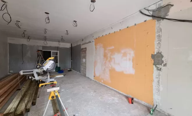 Pose de bardage intérieur, L'Isle-en-Dodon, Menuiserie Agencement Delon