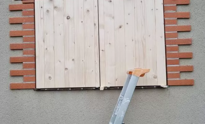 Pose de volet bois, L'Isle-en-Dodon, Menuiserie Agencement Delon