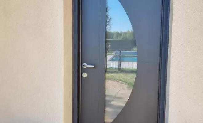 Remplacement porte d'entrée, L'Isle-en-Dodon, Menuiserie Agencement Delon